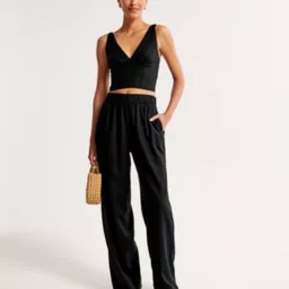 Abercrombie & Fitch Linen Blend Pull-On Pant